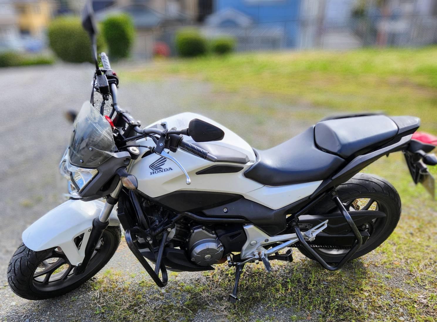 ホンダ NC750L 左側